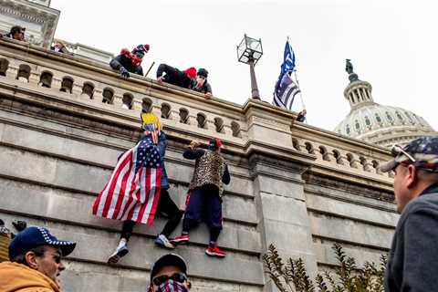 Proud Boys Member Pleads Guilty and Will Cooperate in Jan. 6 Riot Inquiry