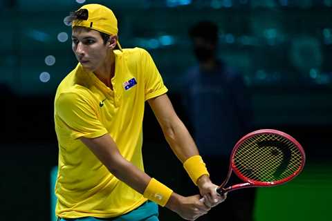 Australia belted in Davis Cup opener