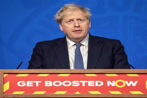 Boris Johnson will tell Cabinet to tear up Plan B lockdown restrictions TODAY