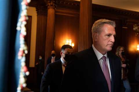 Kevin McCarthy Backs Liz Cheney’s Challenger, Escalating a Party Feud