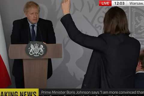 Heart-breaking moment Ukrainian journalist breaks down in tears as she asks Boris to think of mums..