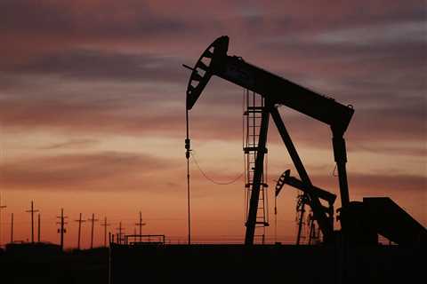 Biden to tap oil reserves, press oil sector to hike production