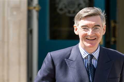 Top mandarin backs Jacob Rees-Mogg’s plans to order Whitehall staff to get behind desks