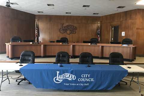 The Lakewood City Council is seeking applicants for a vacant seat on Ward 4