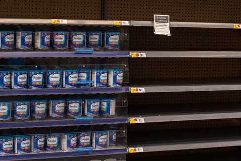 Republicans Wrongly Tie Biden Immigration Policies to Baby Formula Shortage