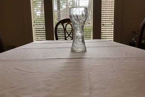 White Tablecloth Perfect For Any Party – The Woodlands Texas Home Accessories For Sale