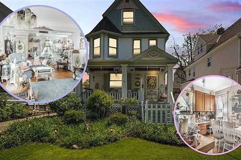 Lakewood, Ohio house for sale is a giant dollhouse