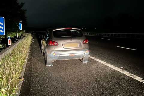 A motorist who deserted his cars and truck on the M65 utilized plastic bottles as makeshift chocks