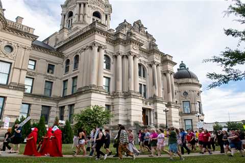 Evansville, Indiana City Council Democrats oppose Roe decision