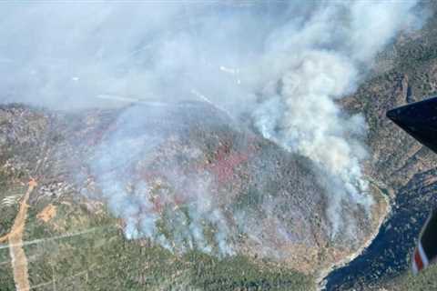 California Sierra Nevada Wildfire Threatens Homes – NBC Los Angeles