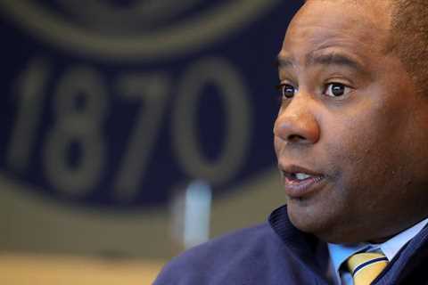 Charles Guthrie brings momentum as Akron Zips athletics director