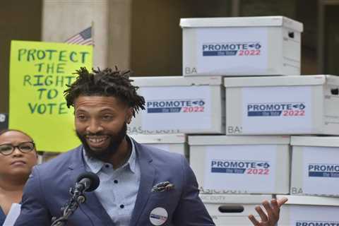 ‘Promote the Vote’ coalition files nearly 670k signatures to put voting access on the ballot ⋆