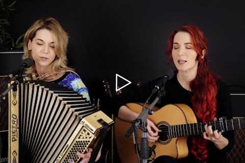 Vincent (Starry, Starry Night) - MonaLisa Twins (Don McLean Cover) // MLT Club Duo Session