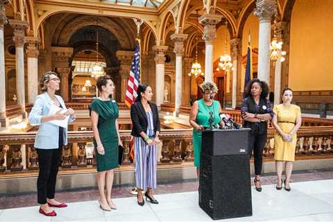 Indiana Abortion Ban: State Democrats Hold Press Conference on SB1 – IndyStar