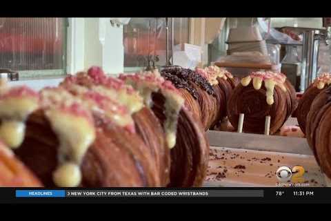 Cream-filled circular croissant big hit at NYC bakery