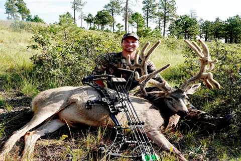 Bowhunter Tags a 225-Inch Monster Buck on Vermejo Ranch