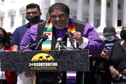 Faith leaders urge minimum wage hike, expanded child tax credit as Congress nears recess