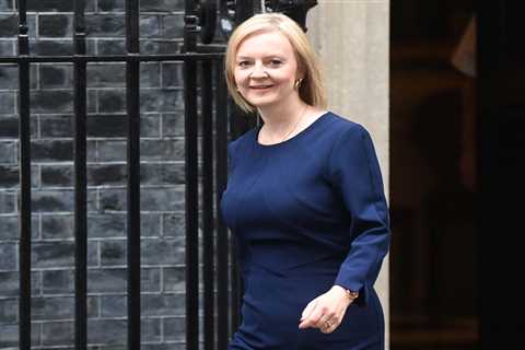 Liz Truss vows to SLASH net migration – but won’t cap immigration numbers