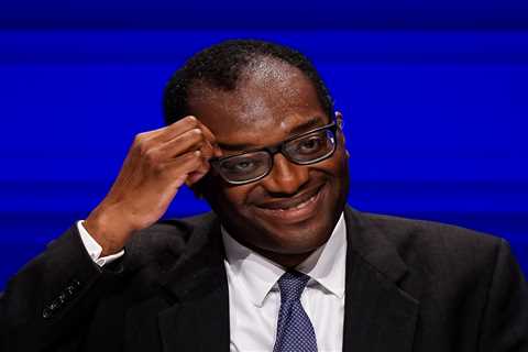 Drinking champagne with Tory donors after announcing tax bonanza for bankers was mistake,  Kwasi..