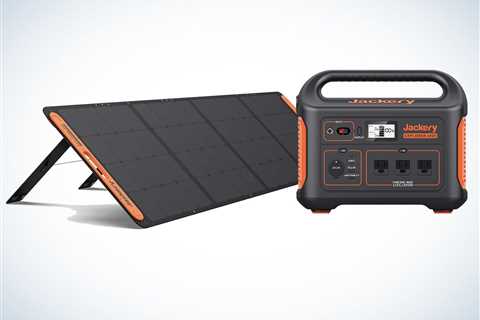 Prime Early Access Sale: Jackery Power Station and Solar Panel