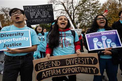 Justices appear poised to curtail affirmative action in college admissions