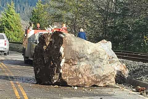 Hwy 16 closed west of Terrace due to rockslide