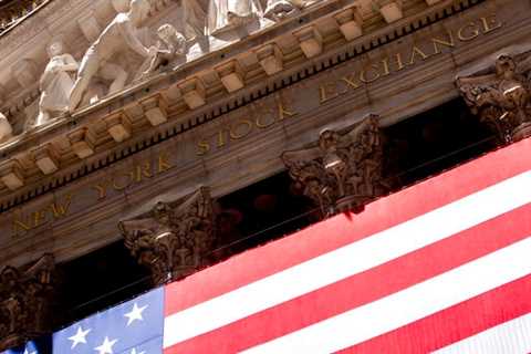 US futures slightly higher ahead of US inflation update