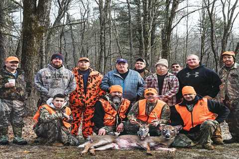 Bond of Brothers: Military Vets Find Healing in the Hunt