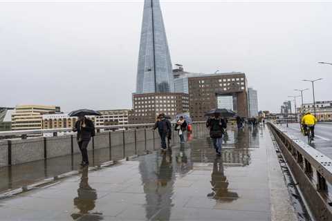 UK weather forecast – Exact date heavy & thundery rain with gale-force winds will lash Britain..