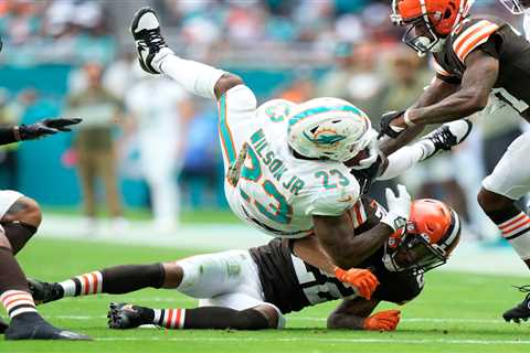 The Cleveland Browns lost to the Miami Dolphins 39-17