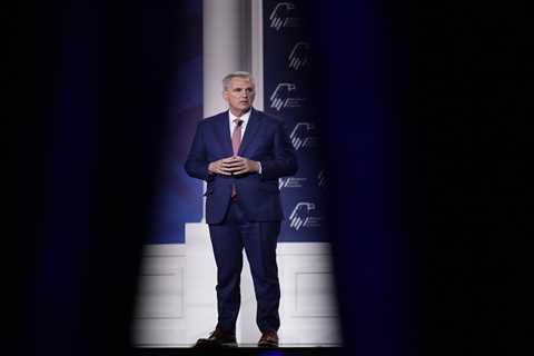 Friends to the left of him, critics to the right: McCarthy''s stuck in the chase