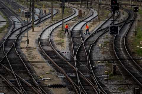 House passes legislation forcing rail workers to accept Biden offer