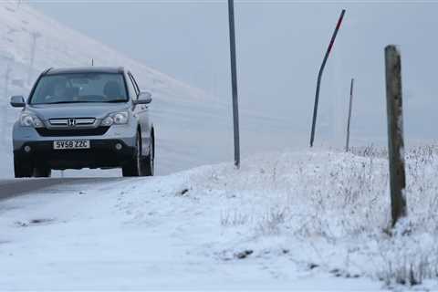 UK Weather – Brits warned of ice and snow havoc on roads today as temperatures plunge to..