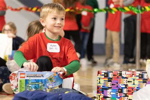 Boys & Girls Clubs of Greater Northwest Indiana schaffen ein unvergessliches Weihnachtsfest für die ..