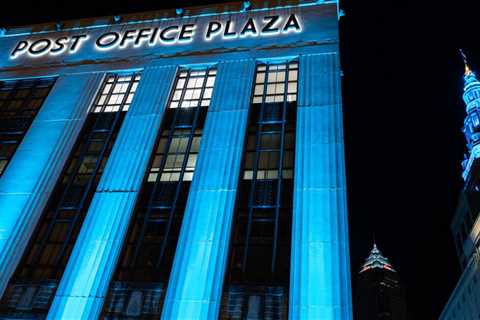 Cleveland landmarks light up teal for Alzheimer’s awareness