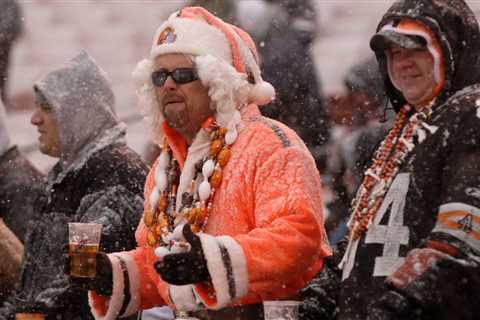 Browns vs. Saints Expecting Snow & Wind in Cleveland on Saturday (Week 16)