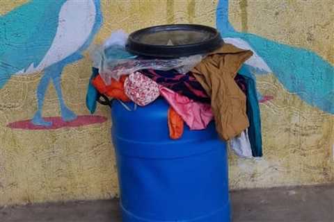 Pass away verwesende Leiche einer Frau wurde am Bahnhof von Bengaluru in einer Plastiktrommel..