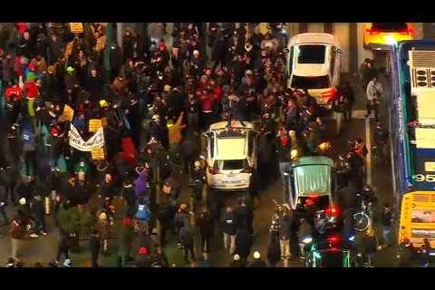 Protestors surround NYPD vehicle amid release of Tyre Nichols video