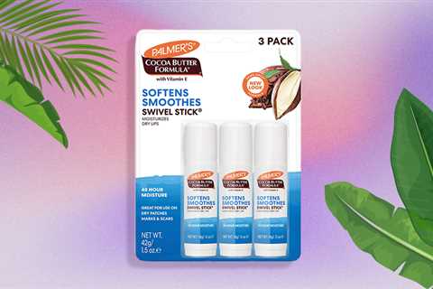 Palmer’s $9 Swivel Stick Eases Dry Flakes, Peeling Lips & Acne Scars