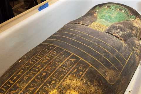 Houston news: Ancient sarcophagus returned to Egypt