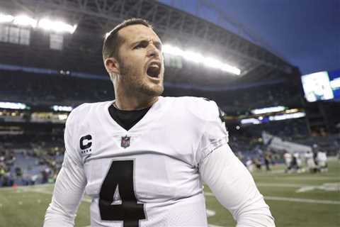 Derek Carr Welcomes Himself To The Saints With Perfect Tweet