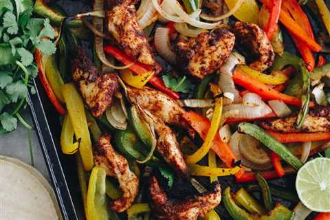 EASY Sheet Pan Hen Fajitas