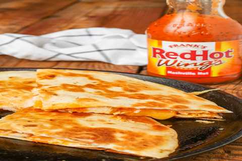 Buffalo Rooster Quesadilla – Barefeet within the Kitchen