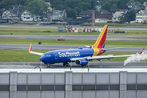 What’s Southwest Airways elite standing value in 2023?