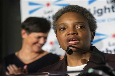 Chicago elects a black woman mayor for the first time