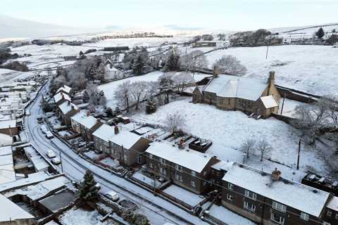 UK weather – Brits hit by Arctic blast with snow and ice warnings for TWO DAYS before being..