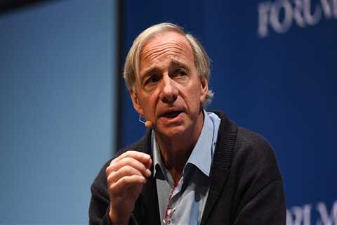 Billionaire investor Ray Dalio says the Silicon Valley Bank failure marks a 'canary in the coal..