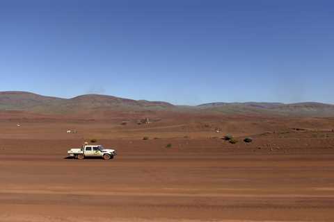 Mining giant Rio Tinto apologizes for sparking radiation alert after losing device in Australia