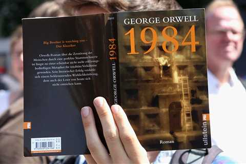 10 methods large authorities makes use of AI to create the totalitarian society of Orwell’s..