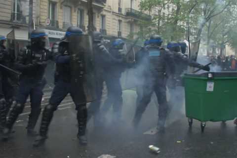 Over 100 police officers injured during French Labor Day protests — RT World News